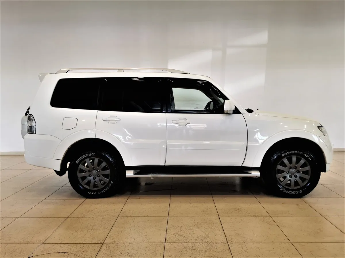 Mitsubishi Pajero 3.0 AT AWD (178 л.с.) Белый в АВИЛОН. Слайд №6