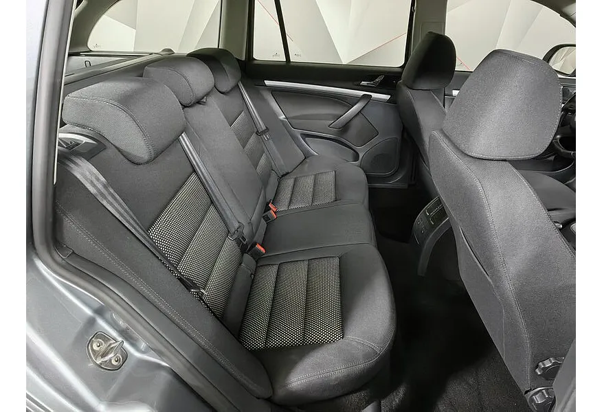 Skoda Octavia 1.8 TSI MT 4x4 (152 л.с.) Scout Серый в АВИЛОН. Слайд №16