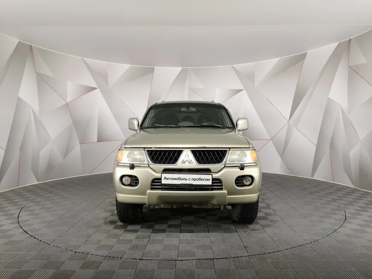 Mitsubishi Pajero Sport 3.0 AT (170 л.с.) Бежевый в АВИЛОН. Слайд №7