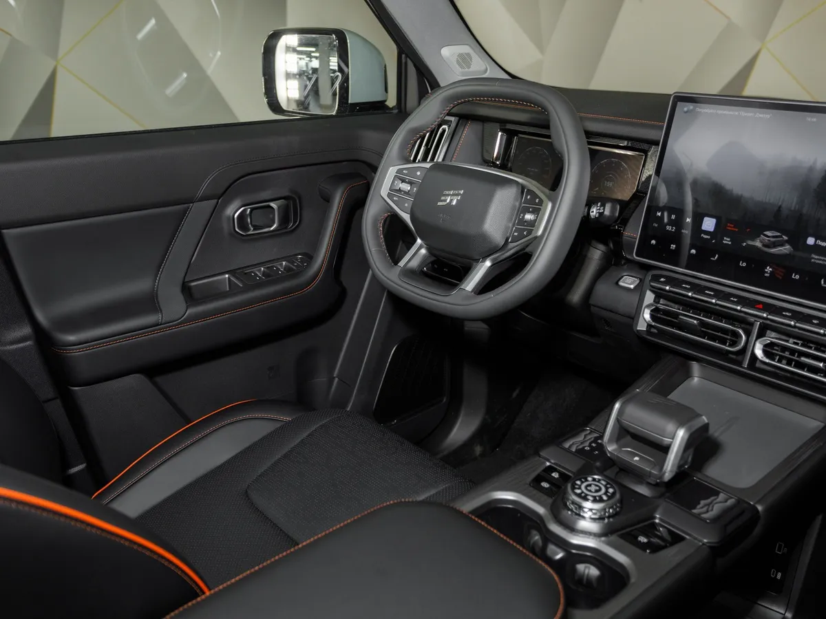 JETOUR T1 2.0T AT 4WD (245 л.с.) Luxury Черный в АВИЛОН. Слайд №12