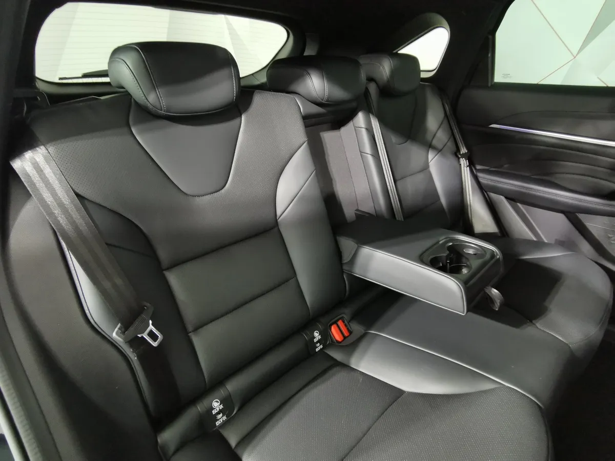 Haval F7 1.5T FWD 7DCT (150 л.с.) Премиум Черный в АВИЛОН. Слайд №16