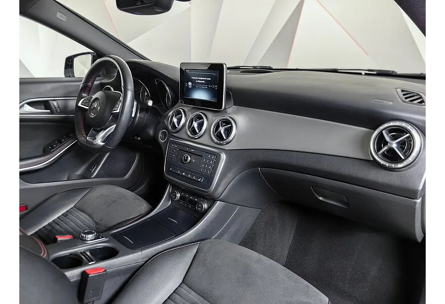 Mercedes-Benz CLA 200 7G-DCT (156 л.с.) Черный в АВИЛОН. Слайд №13 Mercedes-Benz CLA 200 7G-DCT (156 л.с.) Черный в АВИЛОН. Слайд №13