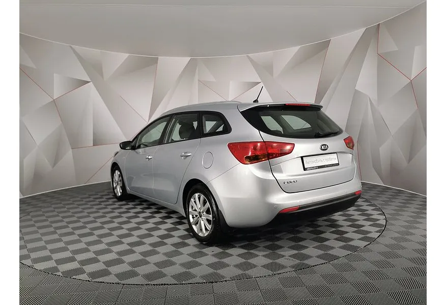 АВИЛОН - Kia Ceed 1.6 AT (130 л.с.) Classic Серебристый - slide 6