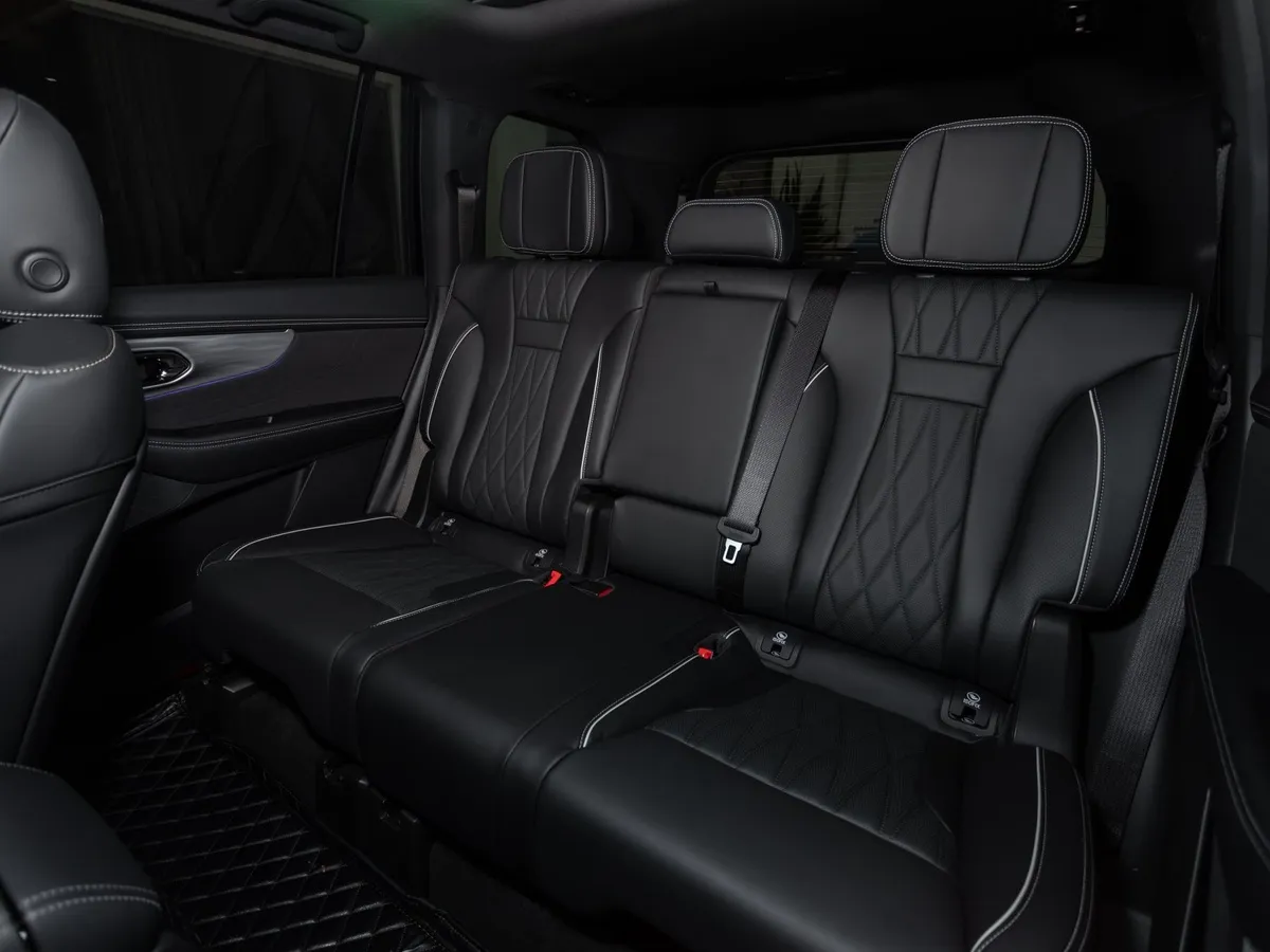 GAC GS8 2.0T 4WD (231 л.с.) GX Premium Черный в АВИЛОН. Слайд №8