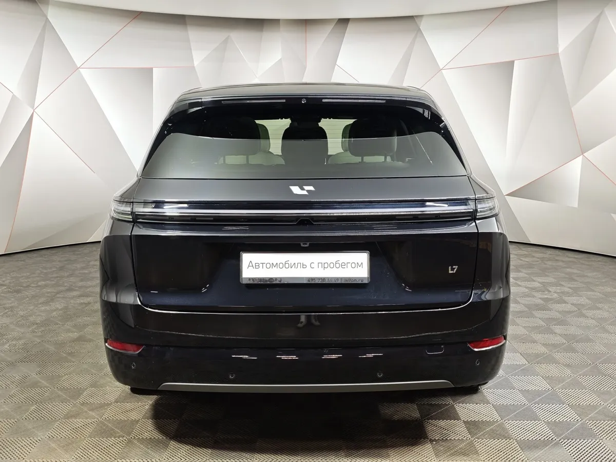 Li Auto L7 1.5 AT 4WD (449 л.с.) Pro Черный в АВИЛОН. Слайд №8
