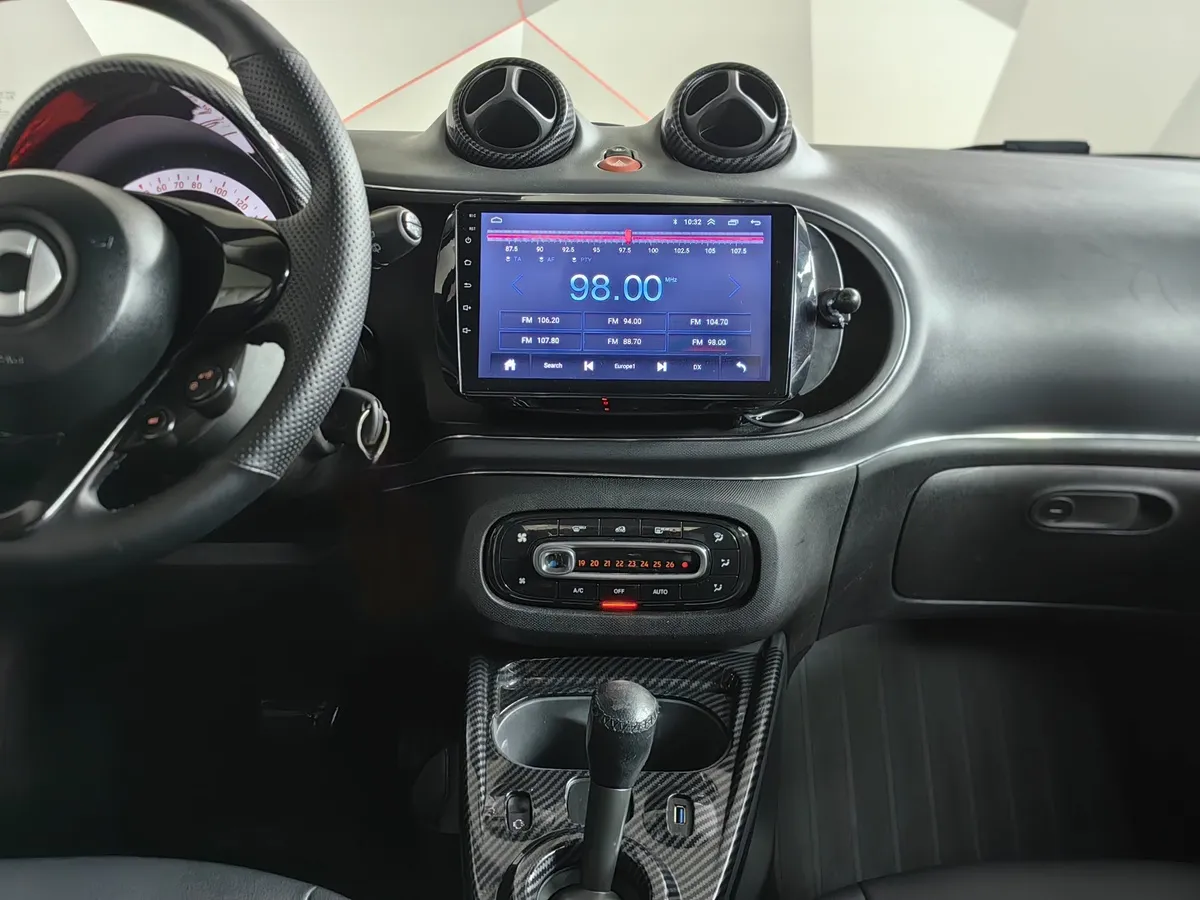 Smart Fortwo 0.9 T AMT twinamic (90 л.с.) Оранжевый в АВИЛОН. Слайд №15