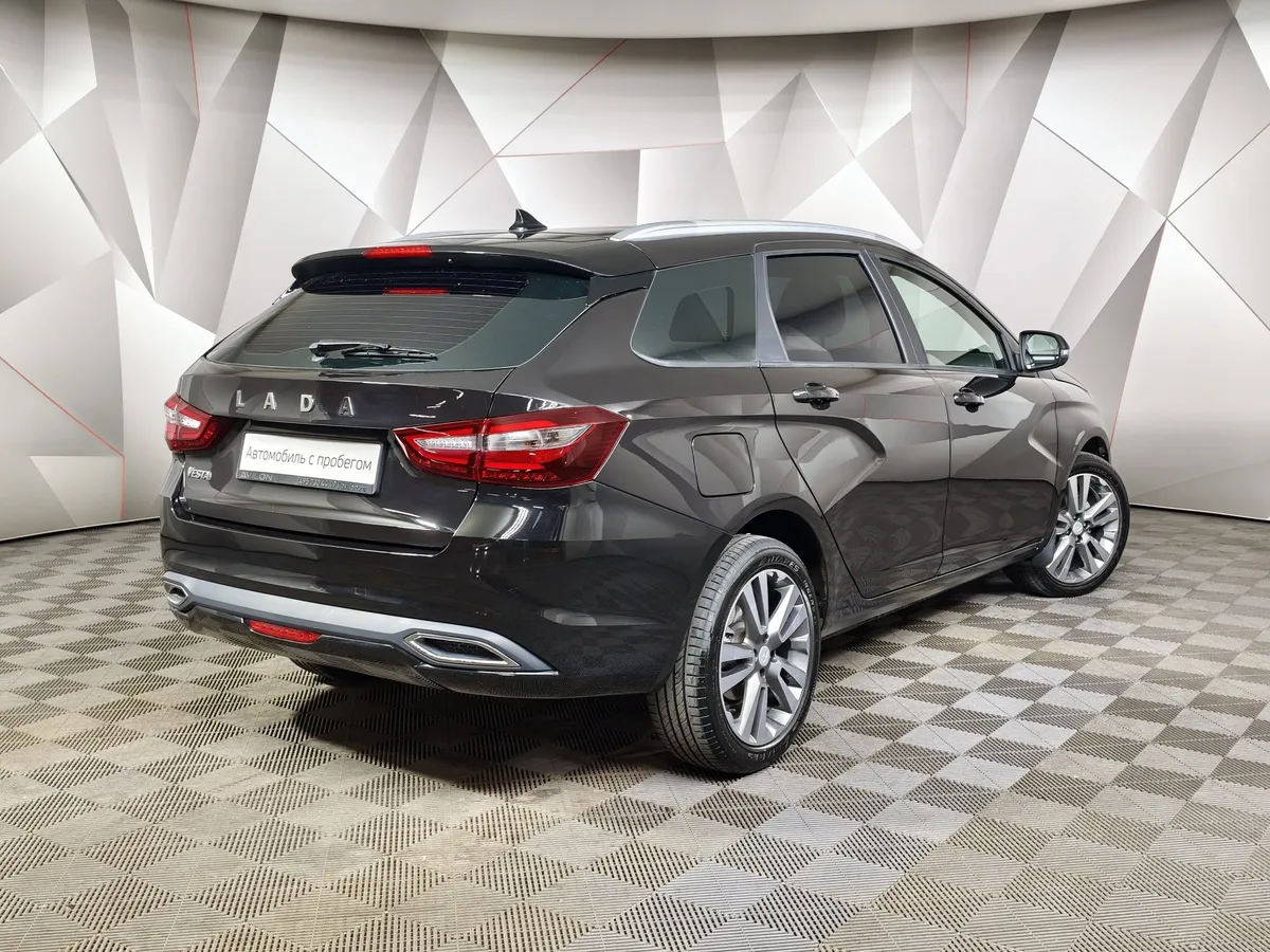 ВАЗ (Lada) Vesta 1.6 AMT (106 л.с.) Черный в АВИЛОН. Слайд №2