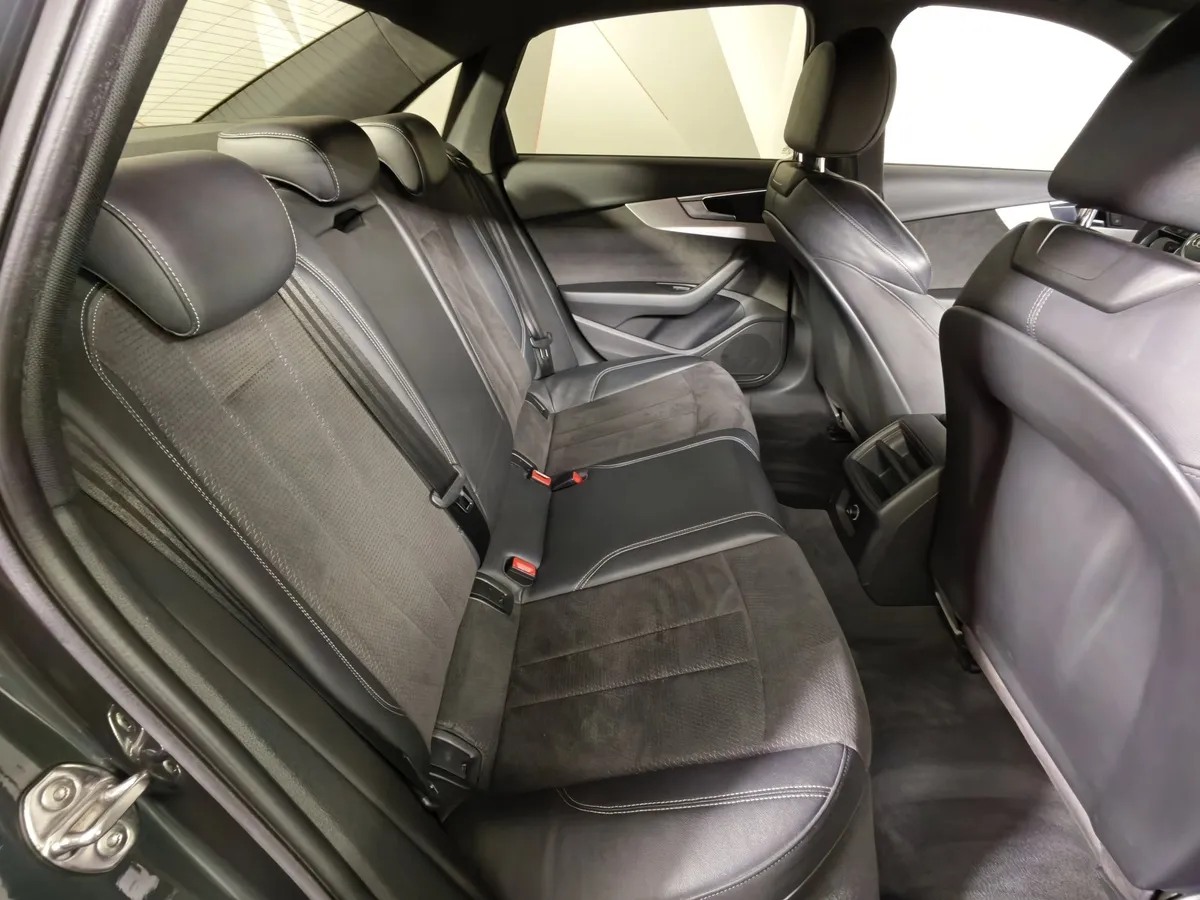 Audi A4 2.0 TDI S tronic quattro (190 л.с.) Черный в АВИЛОН. Слайд №16