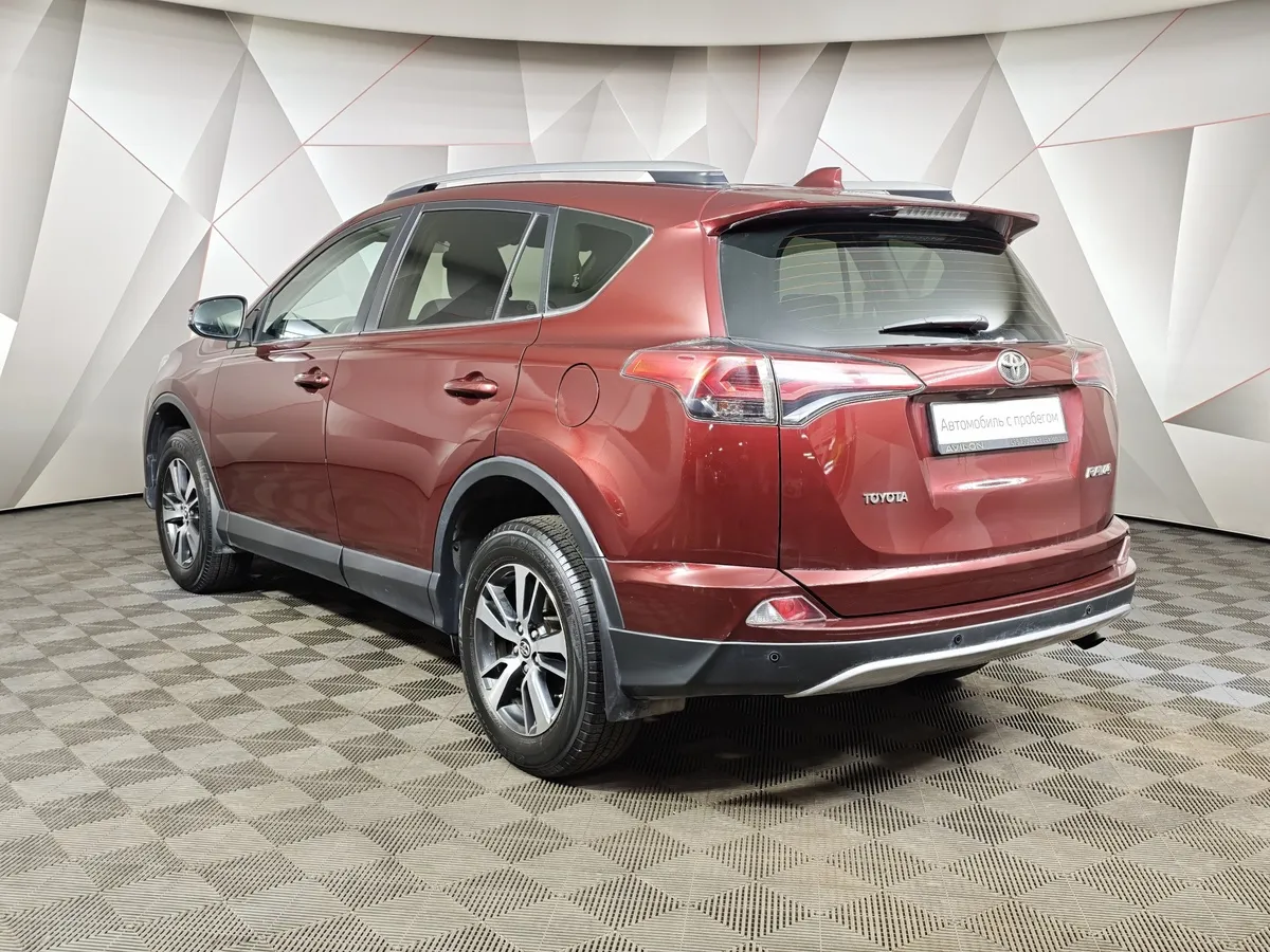 Toyota RAV4 2.0 CVT (146 л.с.) Красный в АВИЛОН. Слайд №4
