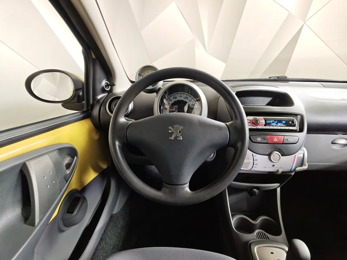 Peugeot 107 1.0 MT (68 л.с.) Active Желтый в АВИЛОН. Слайд №20