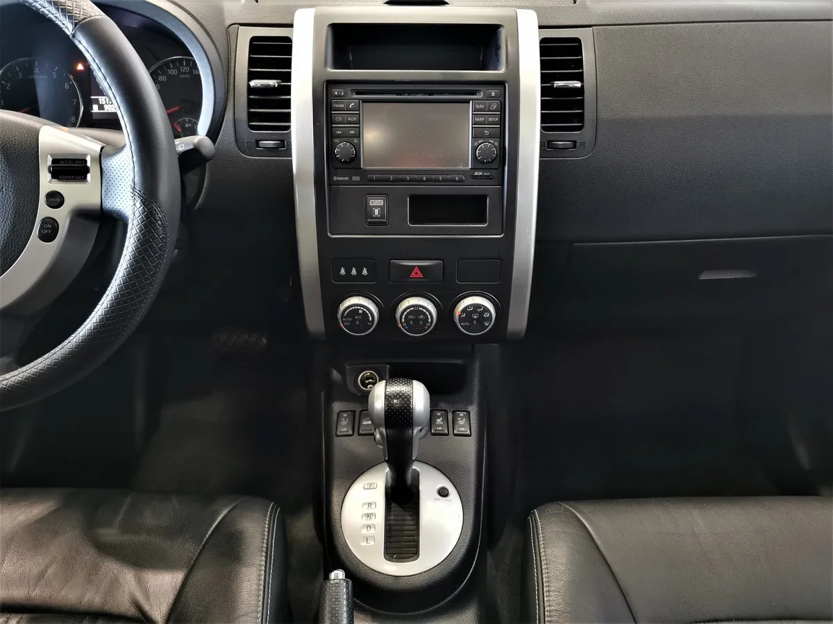 Nissan X-Trail 2.0 CVT AWD (141 л.с.) Серый в АВИЛОН. Слайд №14