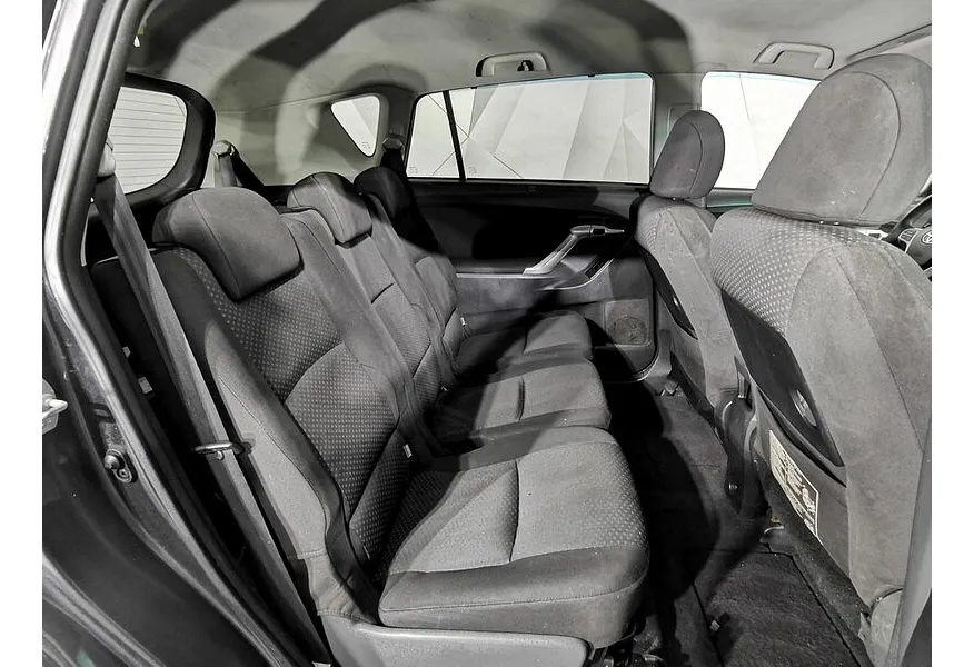 Toyota Verso 1.8 CVT (150 л.с.) Серый в АВИЛОН. Слайд №17