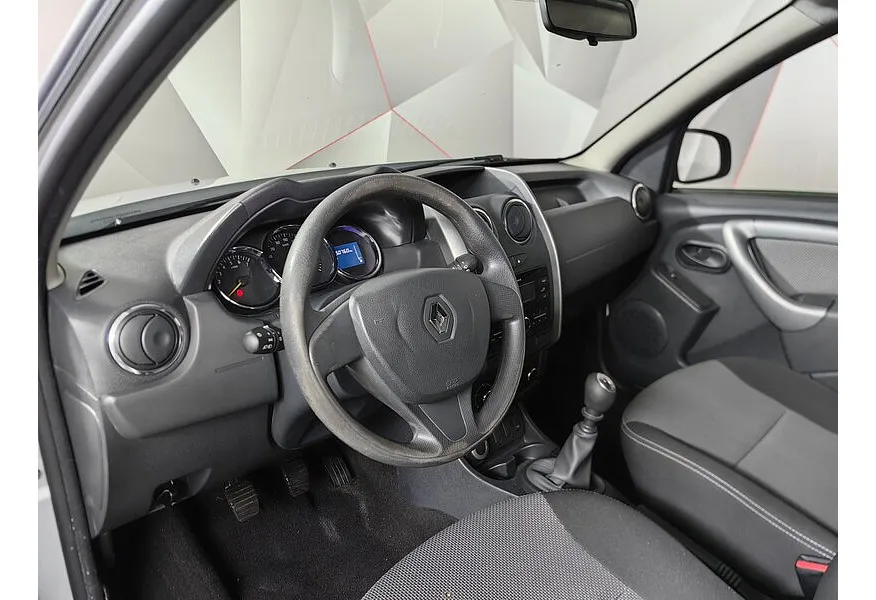 Renault Duster 2.0 MT 4x4 (143 л.с.) Серый в АВИЛОН. Слайд №19