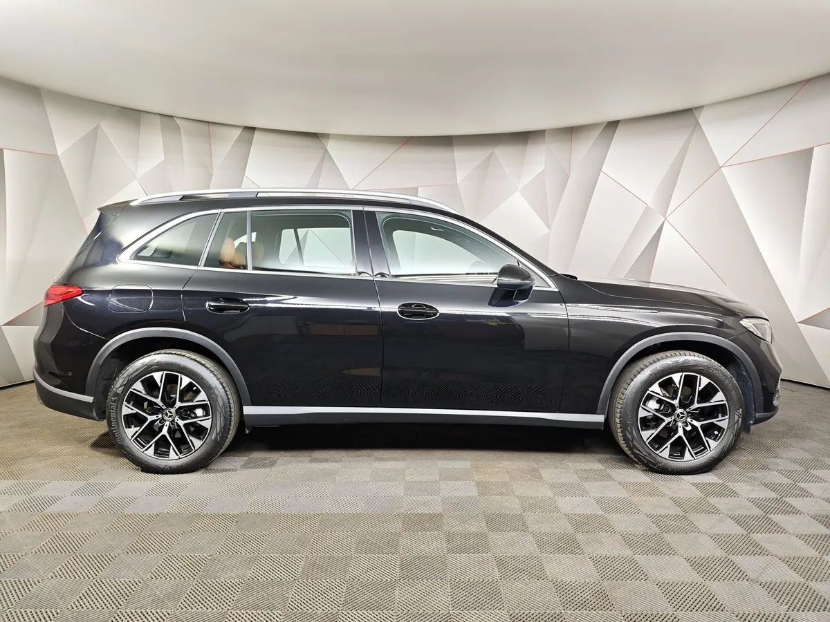 Mercedes-Benz GLC 260 L 9G-TRONIC 4MATIC (204 л.с.) Luxury Черный в АВИЛОН. Слайд №6