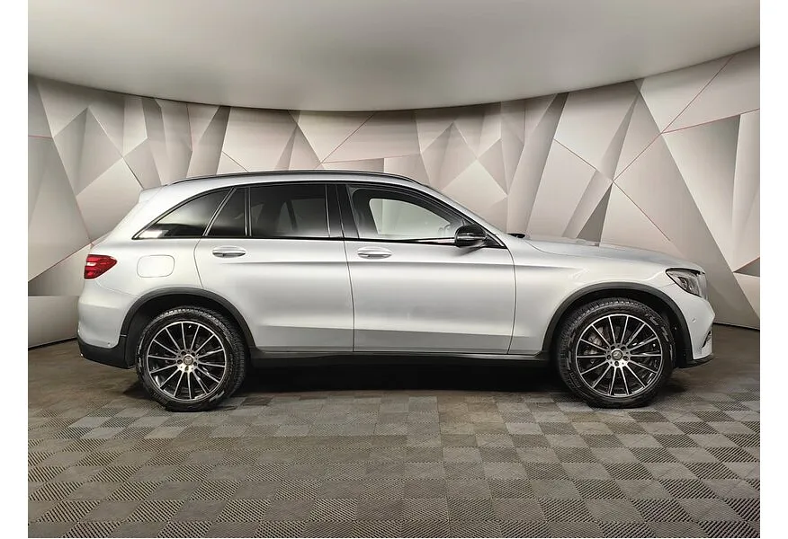 Mercedes-Benz GLC 300 9G-TRONIC 4MATIC (245 л.с.) Особая серия Серебристый в АВИЛОН. Слайд №6
