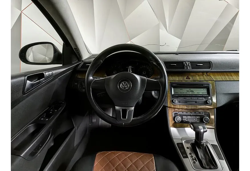 АВИЛОН - Volkswagen Passat 1.8 TSI DSG (152 л.с.) Черный - slide 9