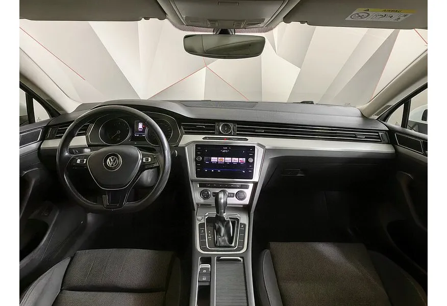 Volkswagen Passat 1.8 TSI DSG (180 л.с.) Comfortline Белый в АВИЛОН. Слайд №14