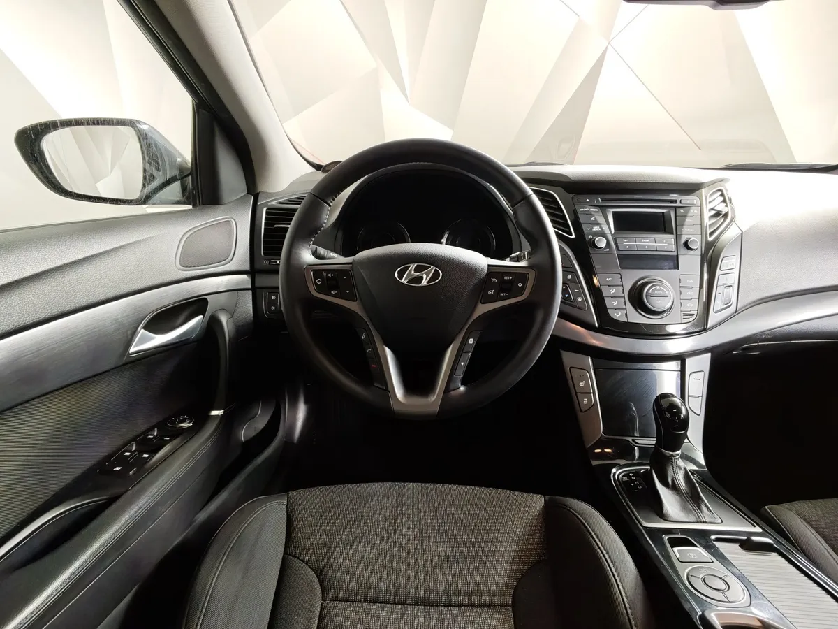 Hyundai i40 2.0 AT (150 л.с.) Comfort Синий в АВИЛОН. Слайд №20