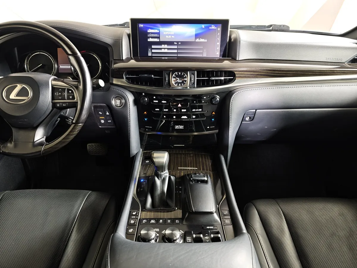 Lexus LX 450d AT (272 л.с.) Черный в АВИЛОН. Слайд №15