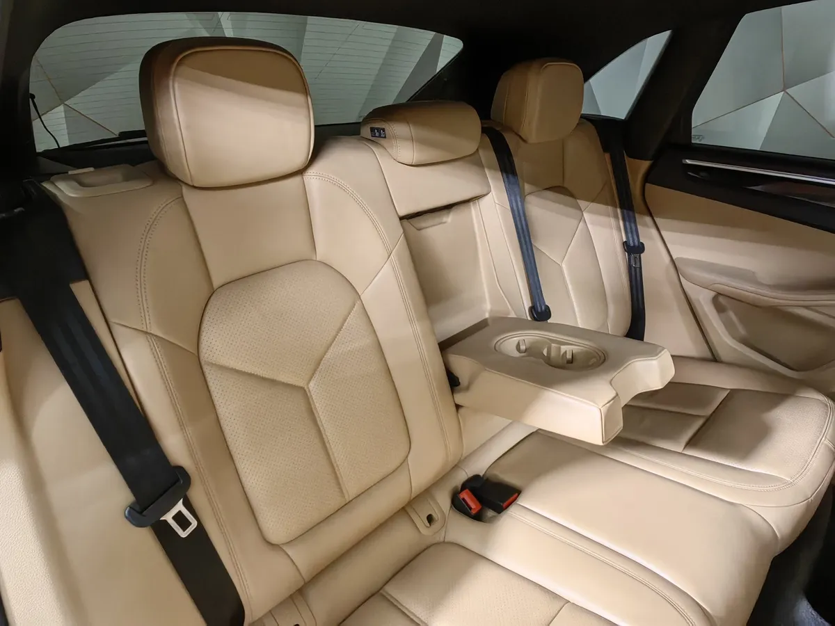 Porsche Macan S Diesel 3.0 PDK AWD (245 л.с.) Коричневый в АВИЛОН. Слайд №17