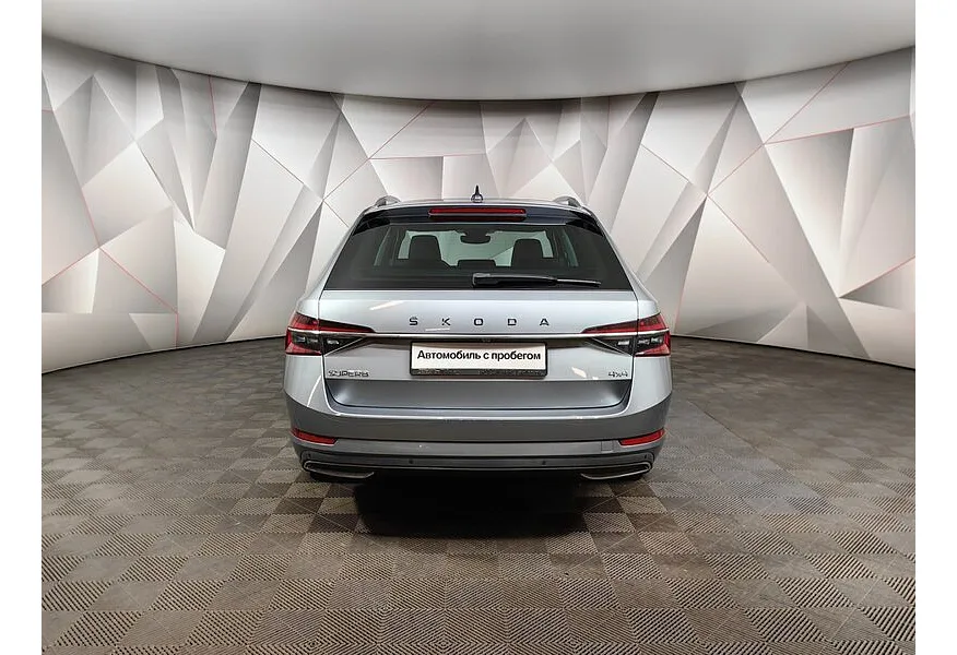 LIVE. Слайд №6