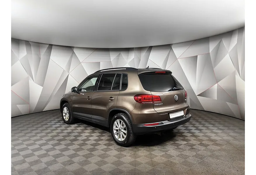Volkswagen Tiguan 2.0 TSI 4Motion AT (180 л.с.) CLUB Коричневый в АВИЛОН. Слайд №4