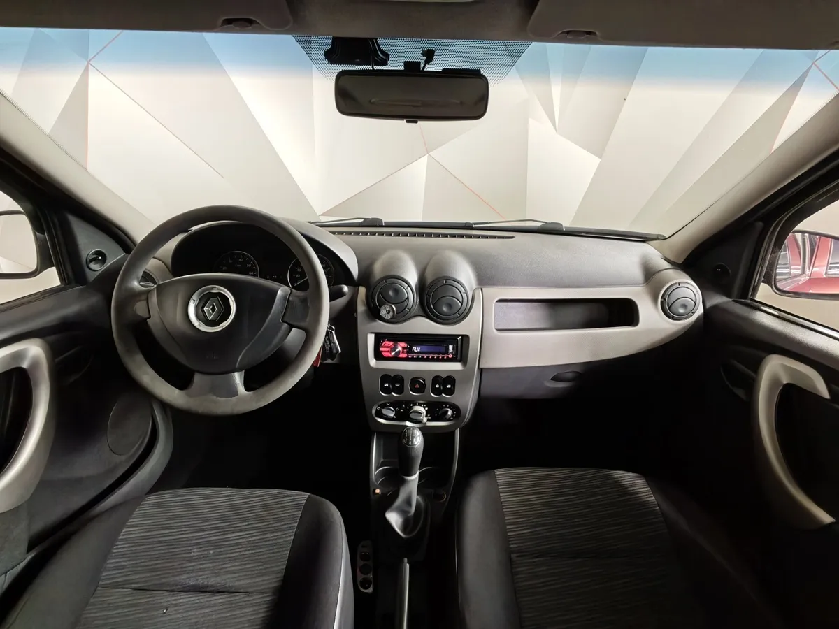 Renault Logan 1.4 MT (75 л.с.) Красный в АВИЛОН. Слайд №12