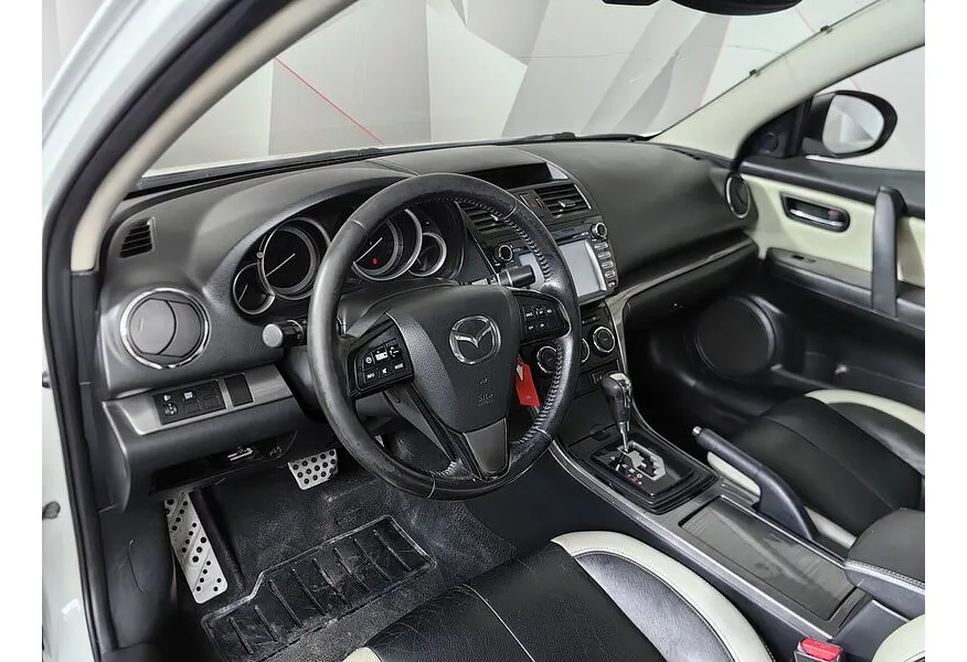 Mazda 6 2.0 SKYACTIV-G AT (150 л.с.) Белый в АВИЛОН. Слайд №16