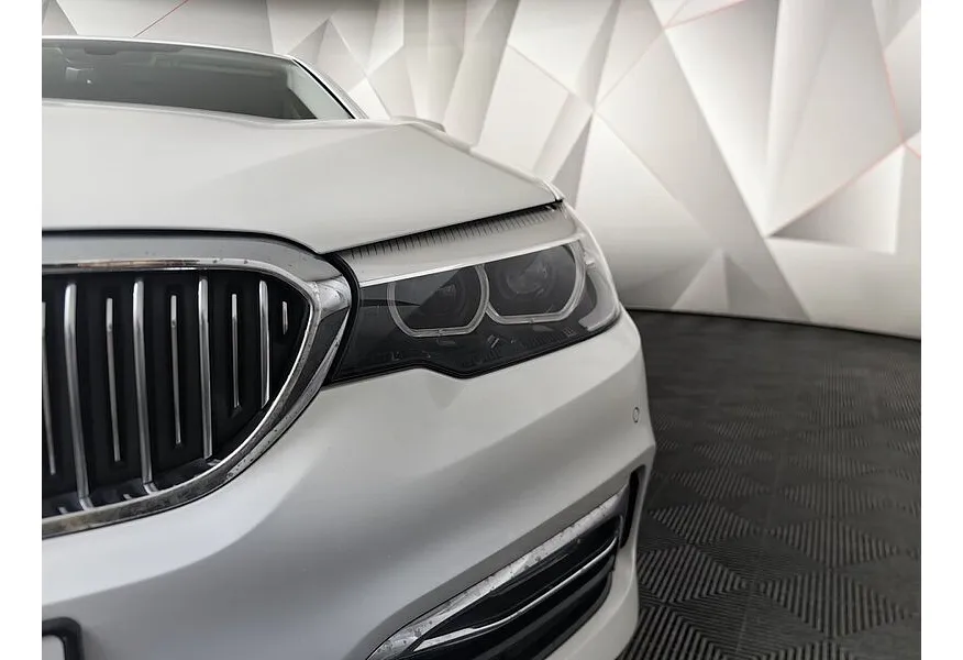 АВИЛОН - BMW 5 серия 520d xDrive Steptronic (190 л.с.) Белый - slide 1