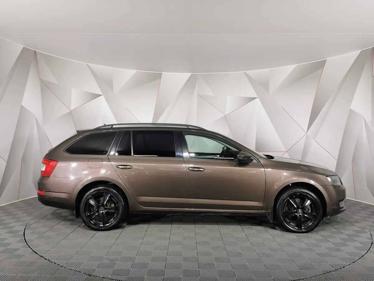 Skoda Octavia 1.8 TSI DSG 4x4 (180 л.с.) Elegance Коричневый в АВИЛОН. Слайд №6