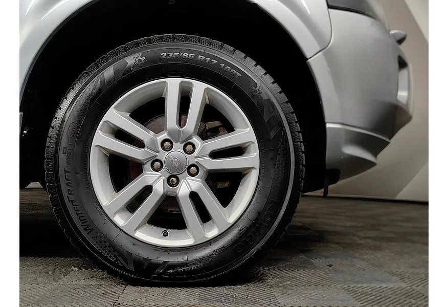 Land Rover Freelander 2.2 TD4 AT 4WD (150 л.с.) XS Серебристый в АВИЛОН. Слайд №9