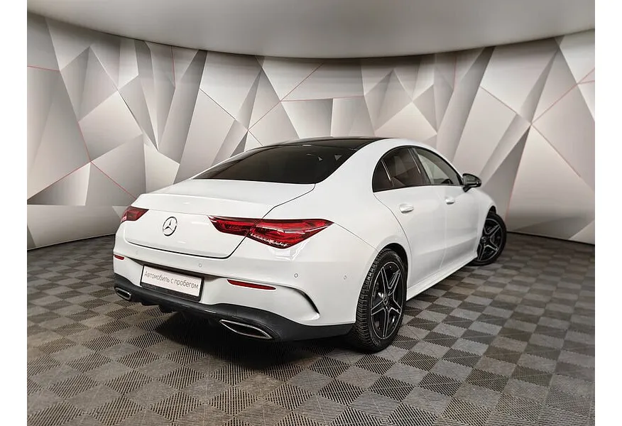 Mercedes-Benz CLA 250 7-G DCT (225 л.с.) Sport Белый в АВИЛОН. Слайд №2