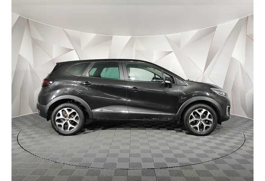 Renault Kaptur 2.0 AT AWD (143 л.с.) Черный в АВИЛОН. Слайд №6
