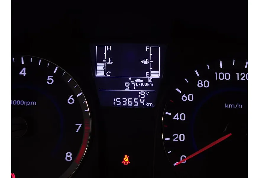 АВИЛОН - Hyundai Solaris 1.6 MT (123 л.с.) Active Plus Серебристый - slide 15