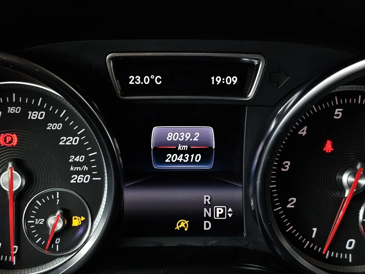 Mercedes-Benz GLS 400 4MATIC 9G-TRONIC (333 л.с.) Особая серия Синий в АВИЛОН. Слайд №17