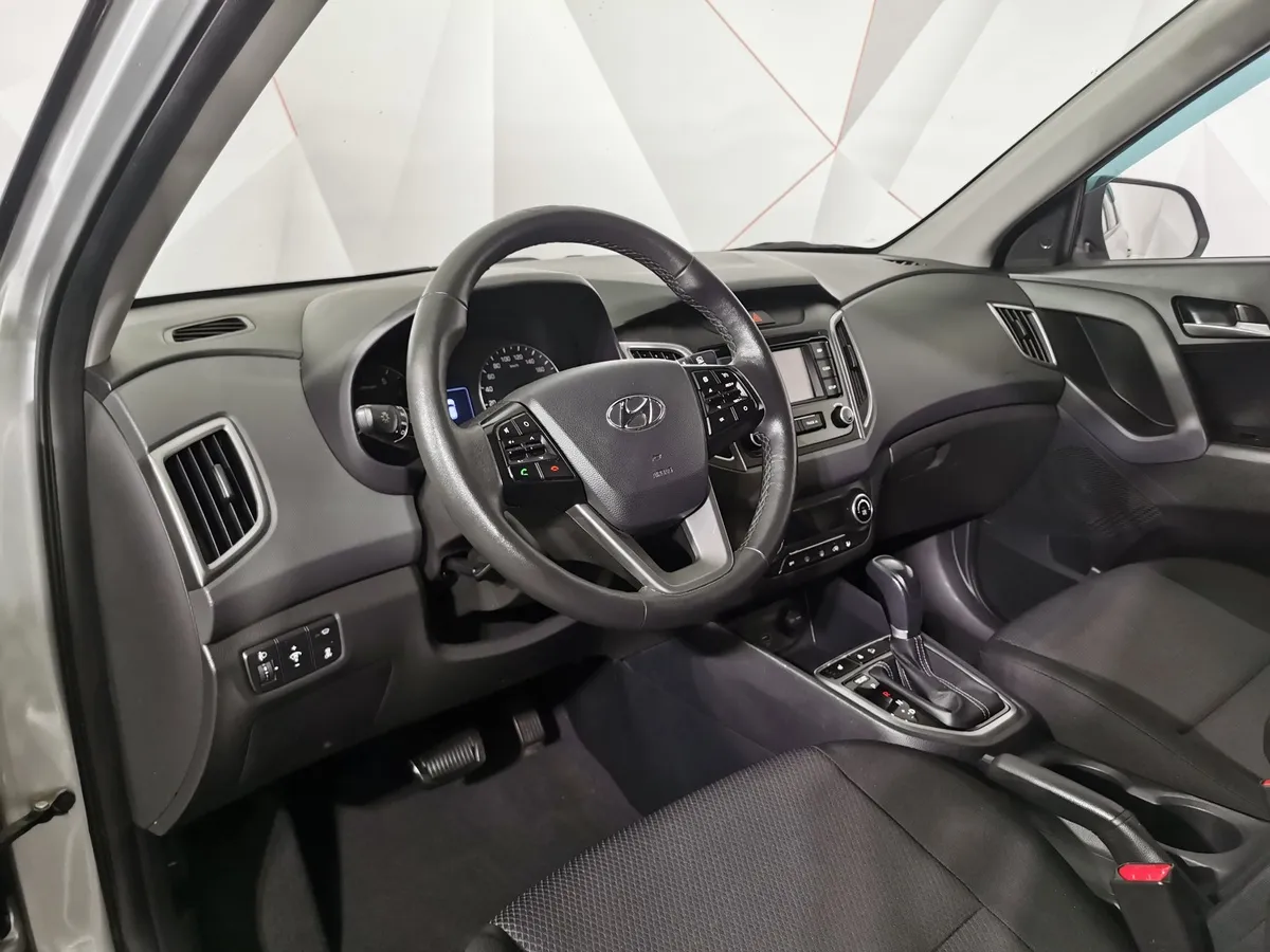 Hyundai Creta 2.0 AT (149 л.с.) Travel Серый в АВИЛОН. Слайд №12