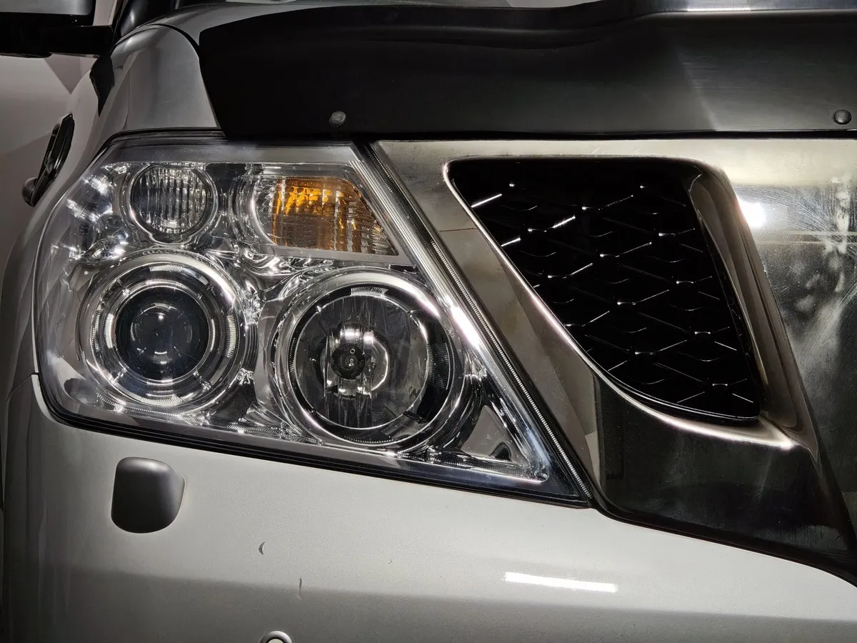 Nissan Patrol 5.6 AT 4WD (405 л.с.) Серебристый в АВИЛОН. Слайд №10