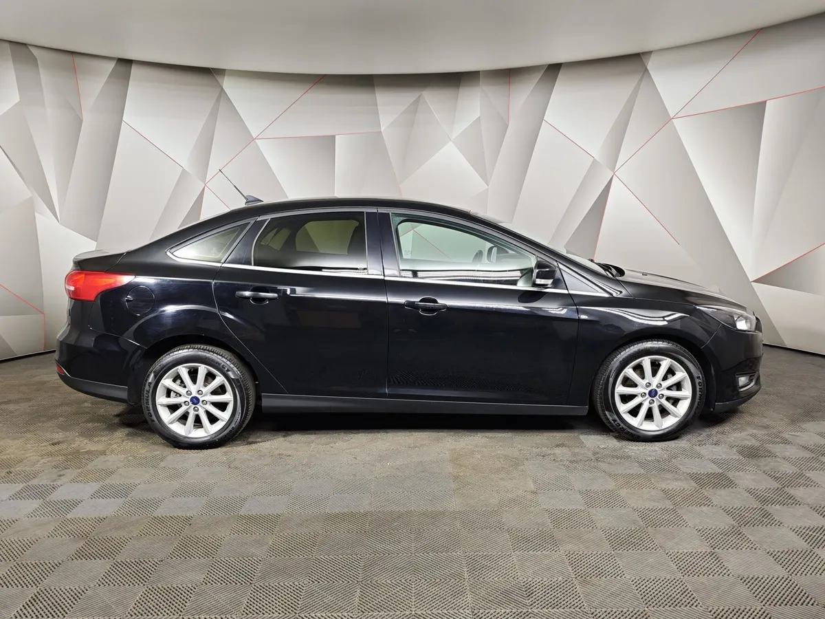 Ford Focus 1.5 EcoBoost AT (150 л.с.) Titanium Черный в АВИЛОН. Слайд №6