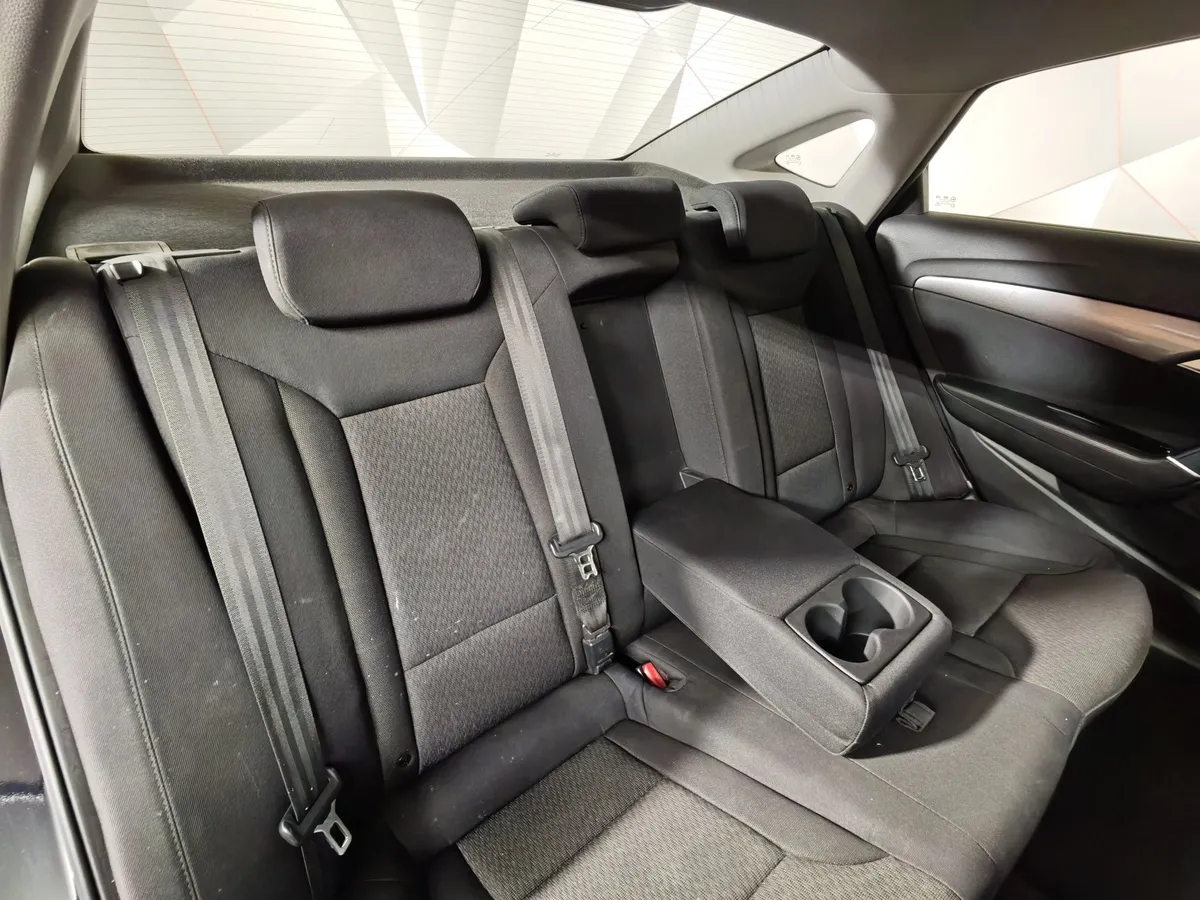 Hyundai i40 2.0 AT (150 л.с.) Comfort Черный в АВИЛОН. Слайд №17