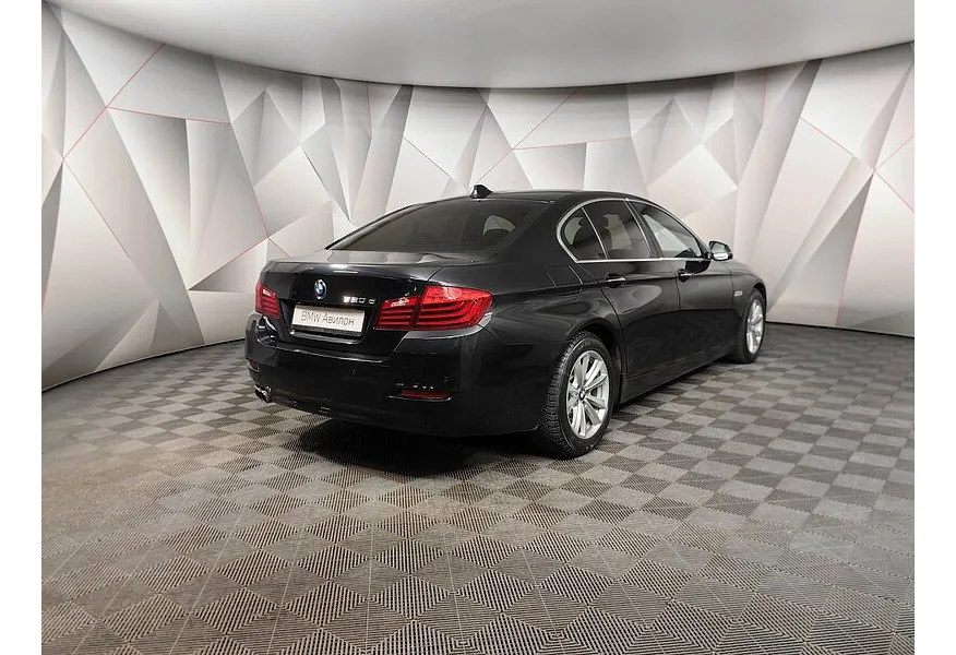 BMW 5 серия 520d Steptronic (190 л.с.) Черный в АВИЛОН. Слайд №2