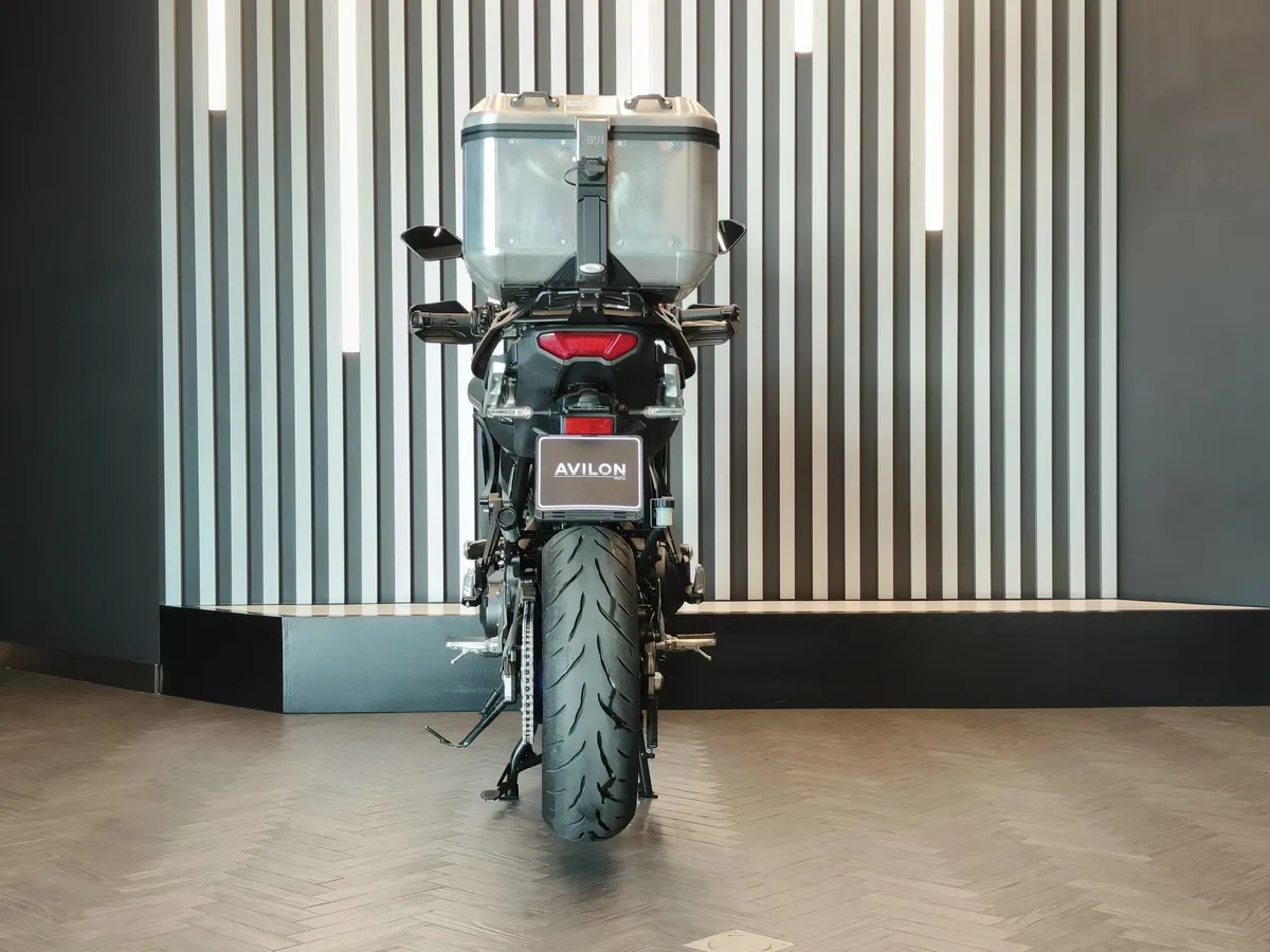 Yamaha Tracer 900 847 см³ (115 л.с.) (115) 847 Серебристый в АВИЛОН. Слайд №4