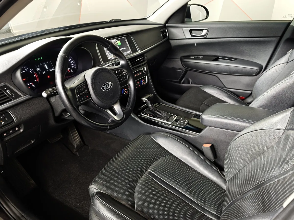 Kia Optima 2.0 AT (150 л.с.) Коричневый в АВИЛОН. Слайд №19