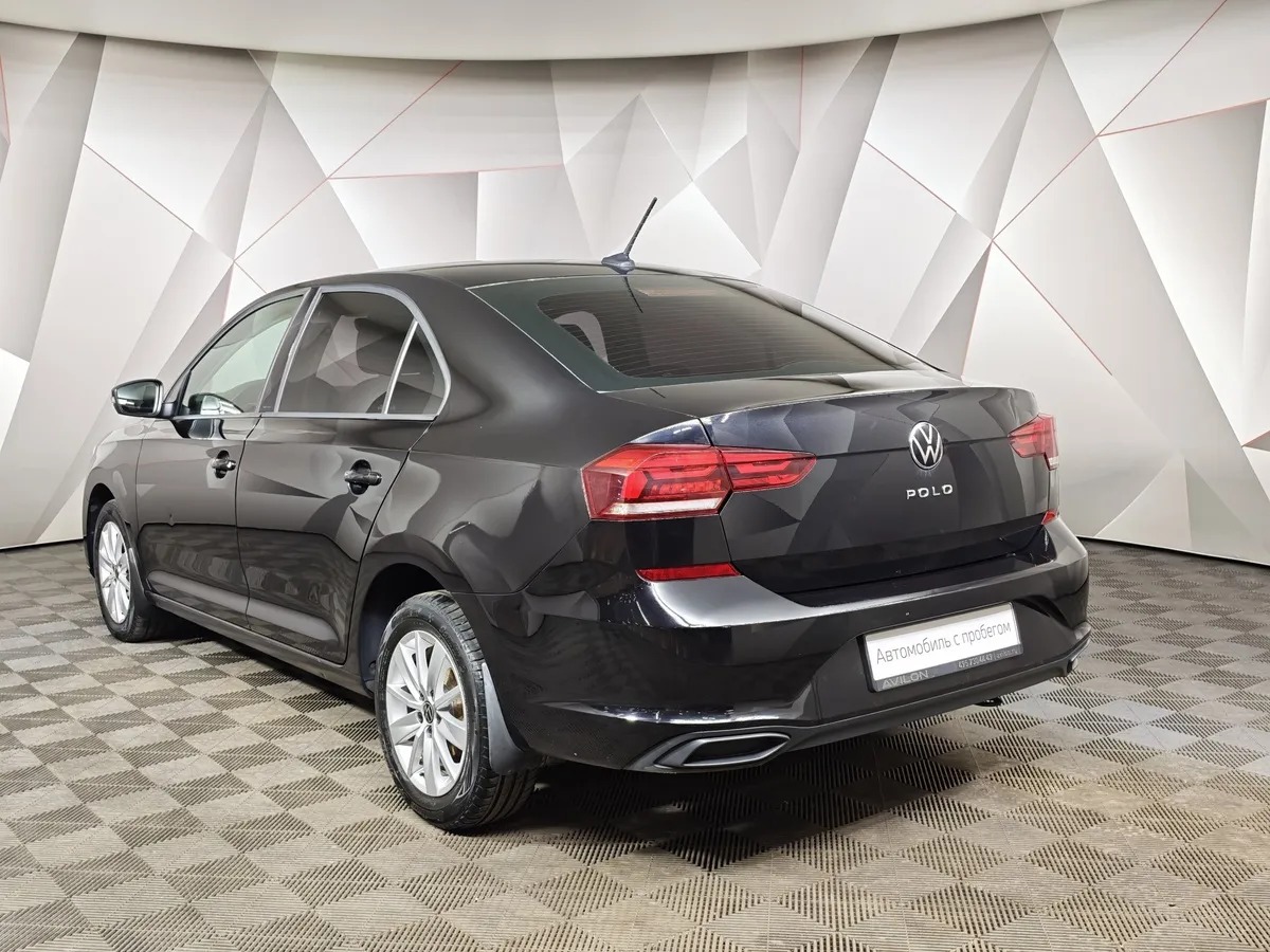 Volkswagen Polo 1.6 MPI AT (110 л.с.) Highline Черный в АВИЛОН. Слайд №4