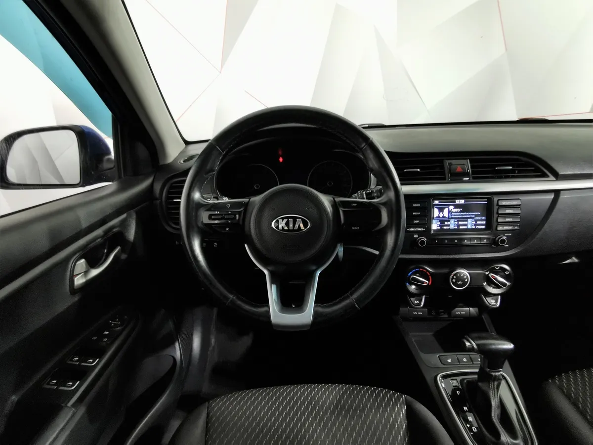 Kia Rio X-Line 1.6 AT (123 л.с.) Comfort Синий в АВИЛОН. Слайд №18