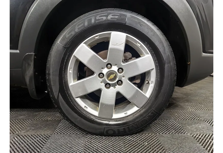 АВИЛОН - Chevrolet Captiva 2.4 AT 5 мест (136 л.с.) Черный - slide 15