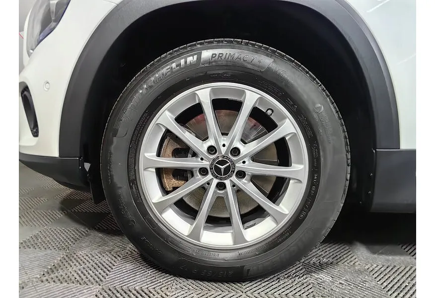 Mercedes-Benz GLB 200 d 8G-DCT 4MATIC (150 л.с.) Style Белый в АВИЛОН. Слайд №9