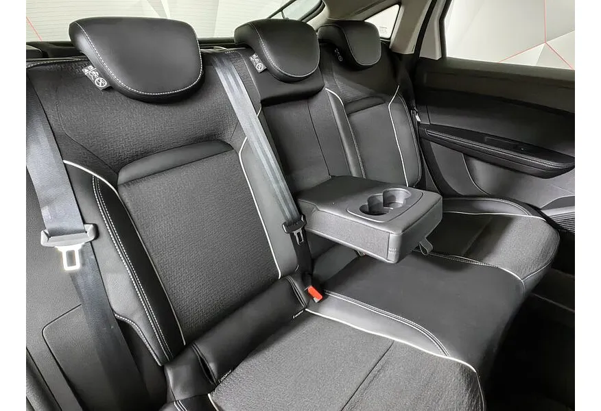 Renault Arkana 1.6 CVT 2WD (114 л.с.) Белый в АВИЛОН. Слайд №16 Renault Arkana 1.6 CVT 2WD (114 л.с.) Белый в АВИЛОН. Слайд №16