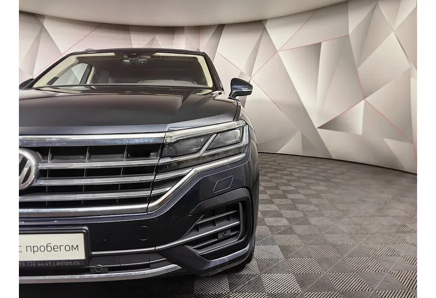 АВИЛОН - Volkswagen Touareg 3.0 V6 TDI Tiptronic 4Motion (249 л.с.) R-Line Черный - slide 18