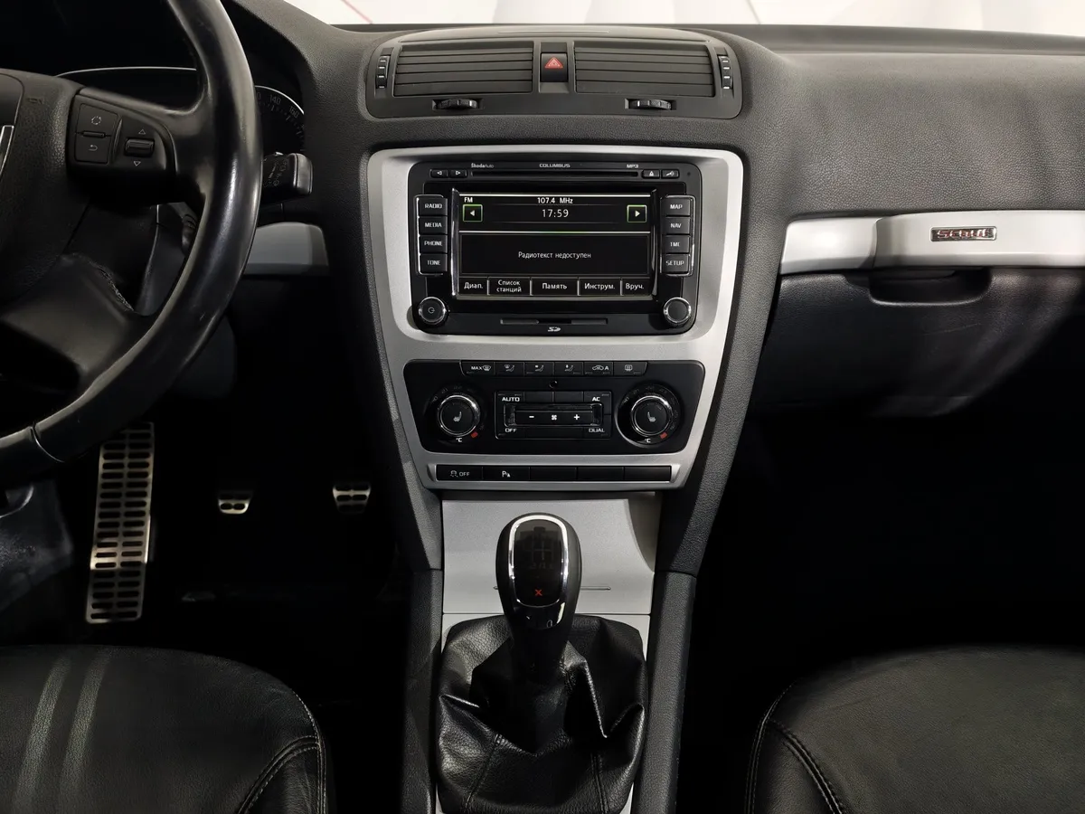 Skoda Octavia 1.8 TSI MT 4x4 (152 л.с.) Scout Зеленый в АВИЛОН. Слайд №14