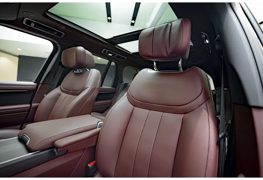 Land Rover Range Rover 4.4 P530 V8 AT AWD (530 л.с.) Autobiography Серый в АВИЛОН. Слайд №15